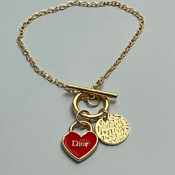 Dior Red Heart Charm with a 6.5” Bracelet Chain - Gold Shell Charm - Picture 1 of 3